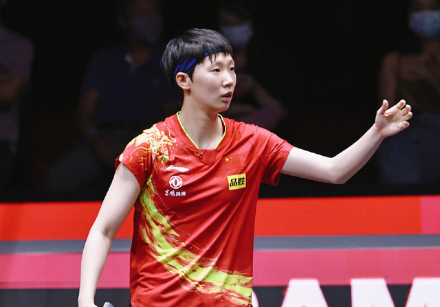 包含冲刺阶段那不勒斯状态回暖：亚洲杯节点到来，质疑声四起，心理建设被强调的词条